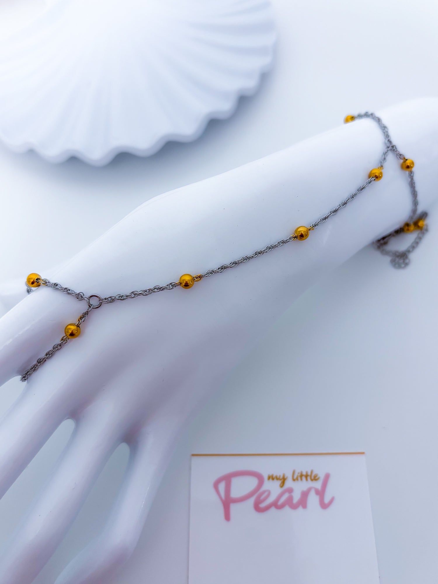 Ring bracelet